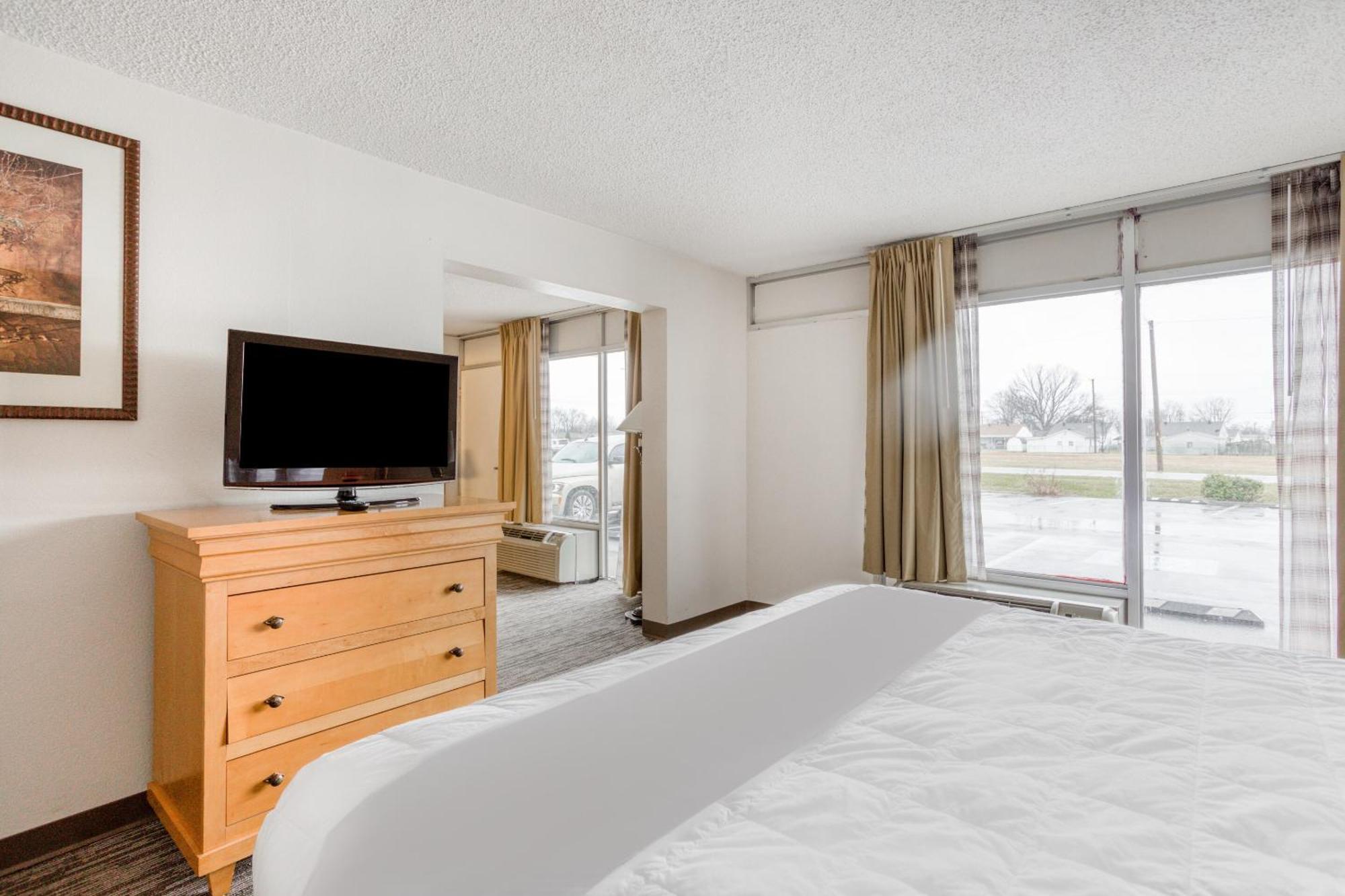 Oyo Townhouse West 2*