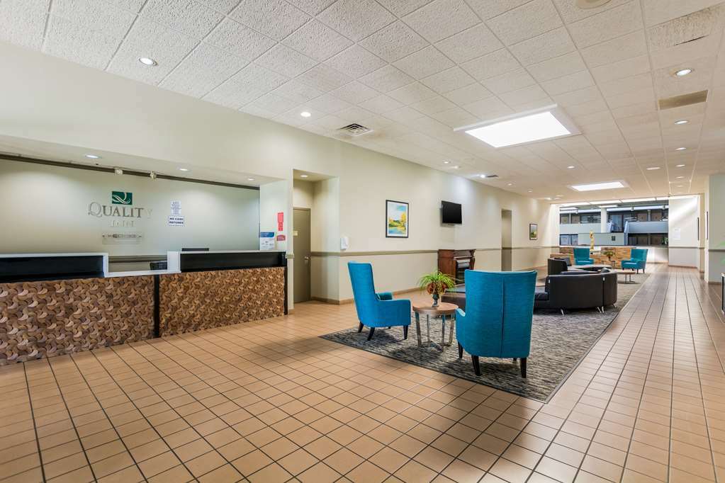 Oyo Townhouse West 2*
