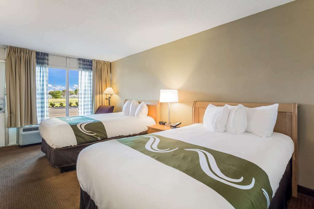 Oyo Townhouse West 2*